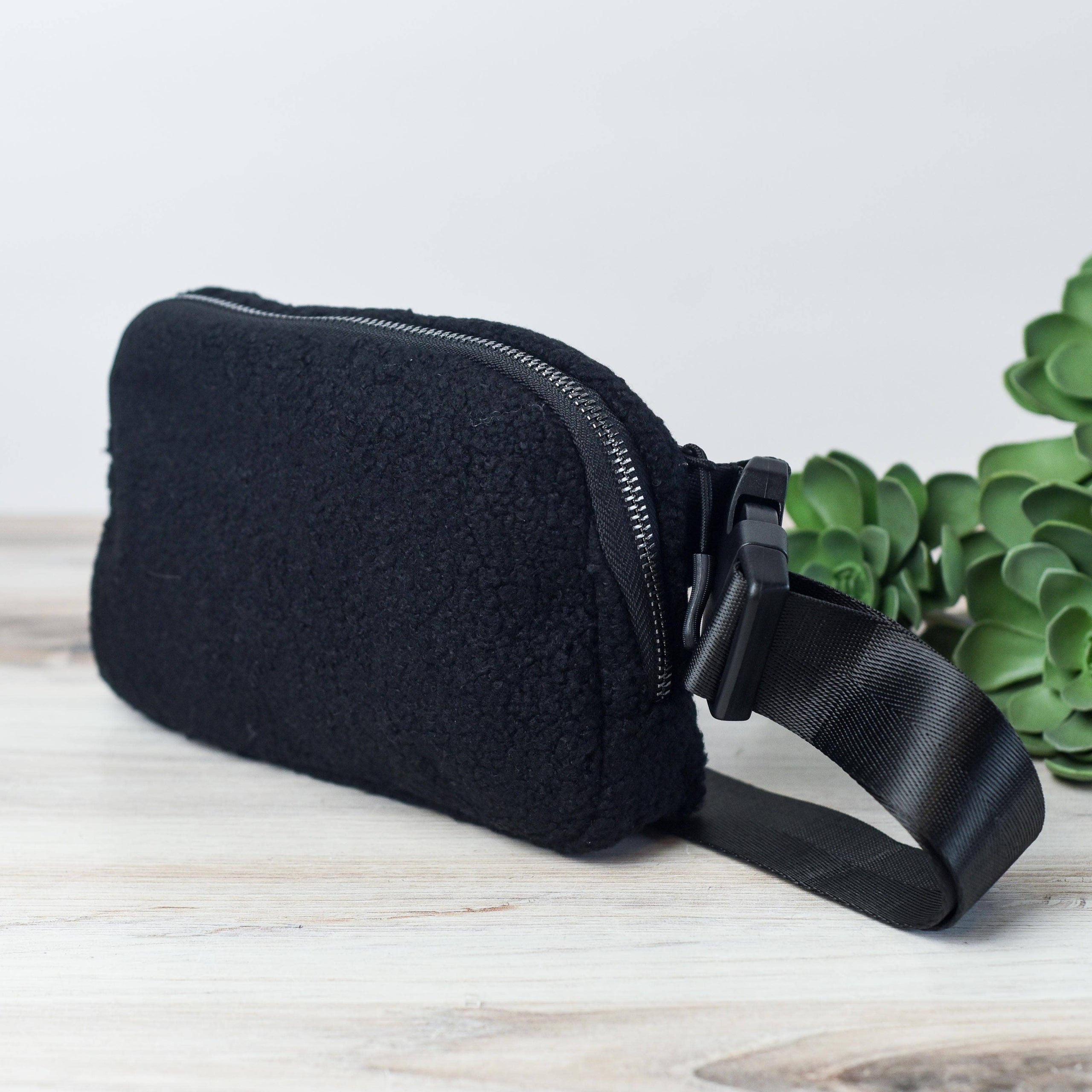 Natasha sling bag outlet